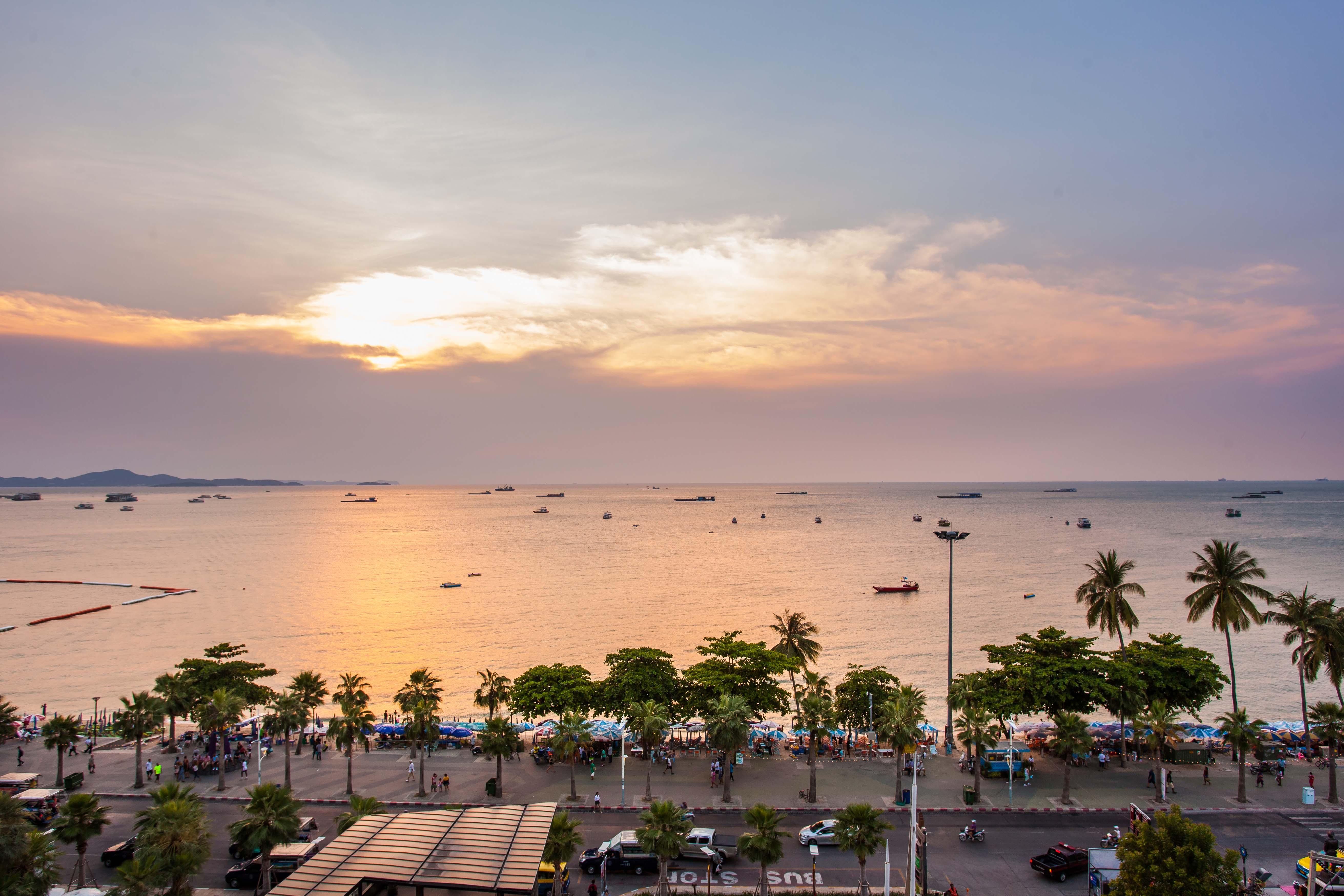 Eastiny Inn Hotel Pattaya Εξωτερικό φωτογραφία